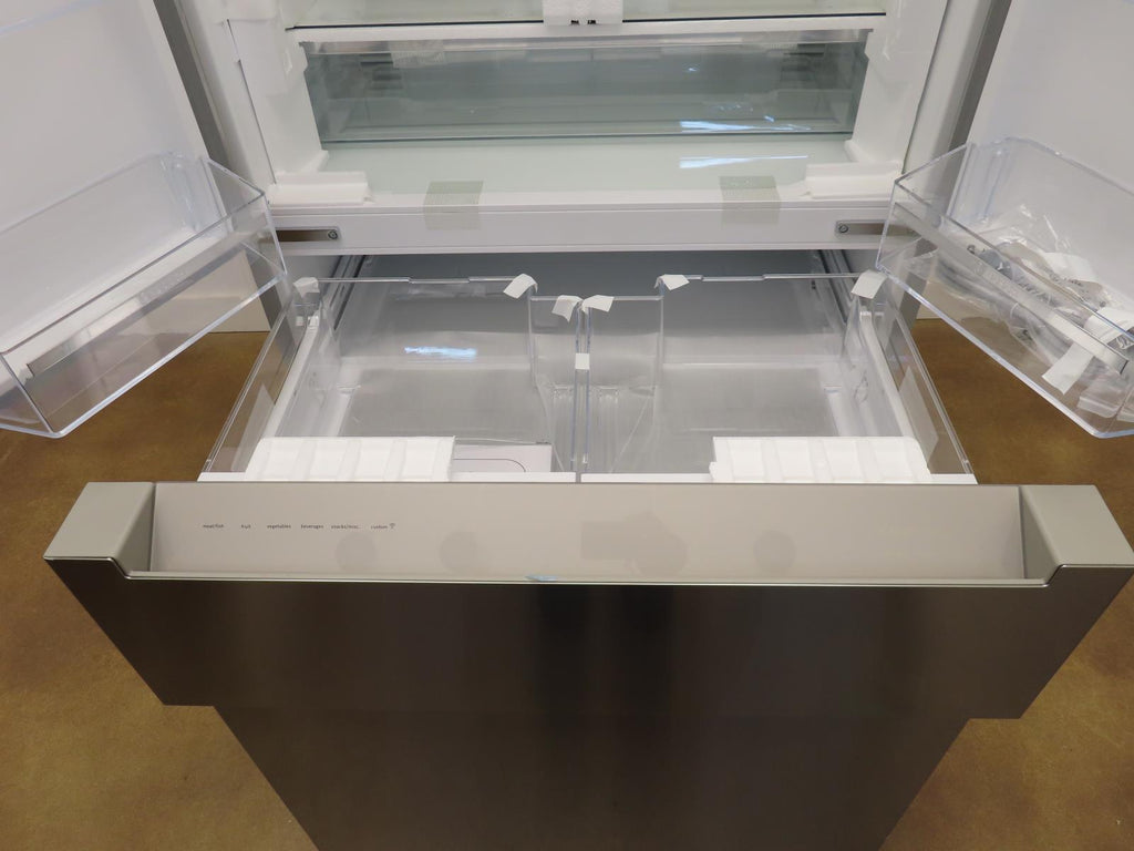 Bosch 800 Series B36CL80ENS 36" Counter Depth French Door Refrigerator S. Steel