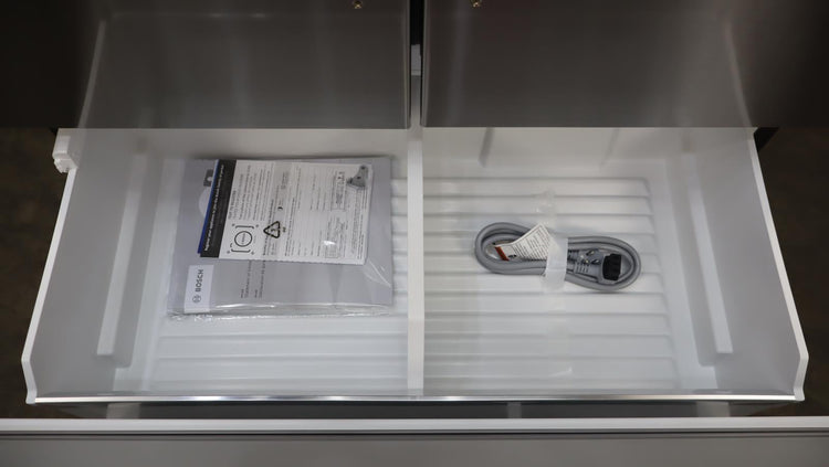 Bosch 500 Series 36 Inch Smart Freestanding French Door Refrigerator B36CD52SNS