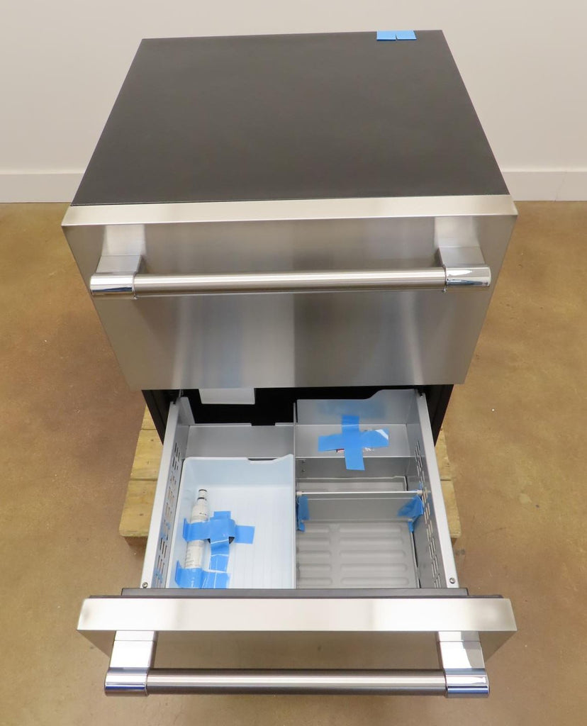 Thermador Freedom Collection T24UC925DS Built-In Undercounter S.S Refrigerator