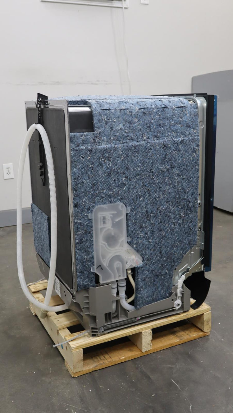 Bosch 24" 800 Series Fully Integrated Built-In Smart Dishwasher SHV78CM3N