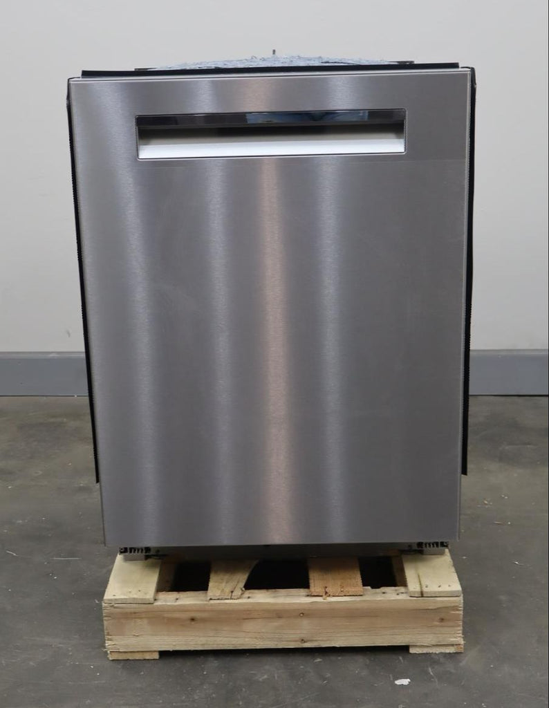 Bosch 24" SS 500 Series Fully Integrated Built-In 44 dBA Dishwasher SHP65CM5N
