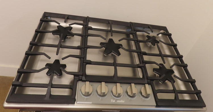 Thermador Masterpiece Series SGSXP305TS 30" 5 Star Burners Cooktop