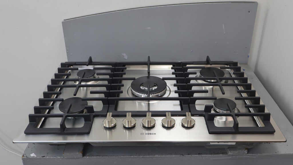 Bosch 30" 5 Sealed Burners Dual-Ring Power 800 Series Gas Cooktop NGM8058UC