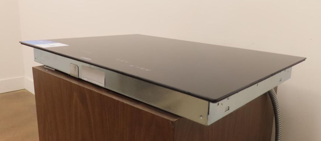 Bosch Benchmark Series NITP060UC 30" Induction Smart Cooktop with 4 Elements