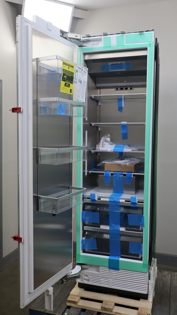 Thermador 48" Freedom Collection Refrigerator & Freezer T24IR905SP / T24IF905SP
