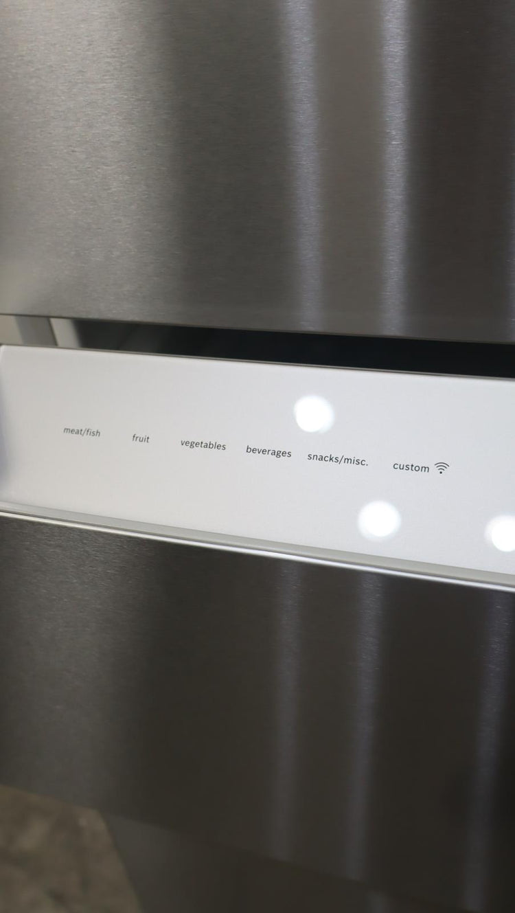 Bosch 36" Stainless Freestanding 800 Series 20.5 Cu.Ft. French Door B36CL80ENS