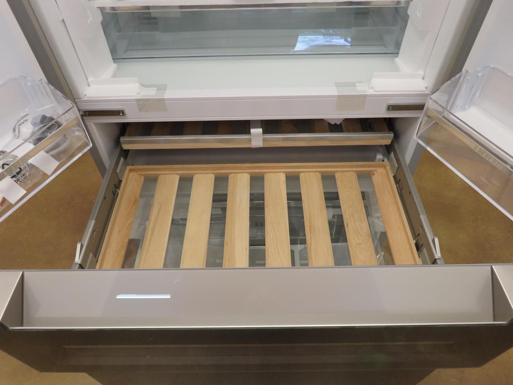Bosch 800 Series B36CL81ENG 36" Freestanding French Door Smart Refrigerator Pics