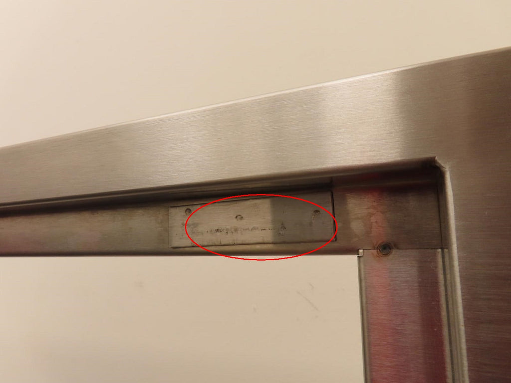 Lynx Professional Grill Series LDR24L 24 in Single Access Door: Left Hinge Swing