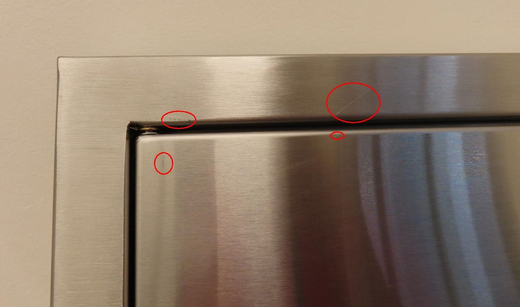Lynx Professional Grill Series LDR24L 24 in Single Access Door: Left Hinge Swing