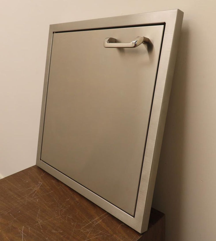 Lynx Professional Grill Series LDR24L 24 in Single Access Door: Left Hinge Swing