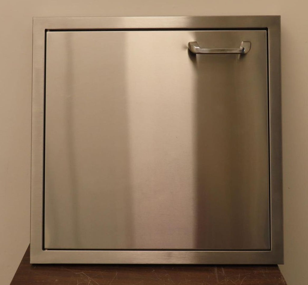 Lynx Professional Grill Series LDR24L 24 in Single Access Door: Left Hinge Swing