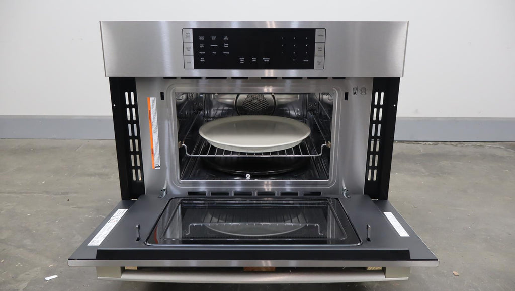 Bosch 800 Series 30" SpeedChef  True Convection Sensor Cook SS Oven HMC80152UC