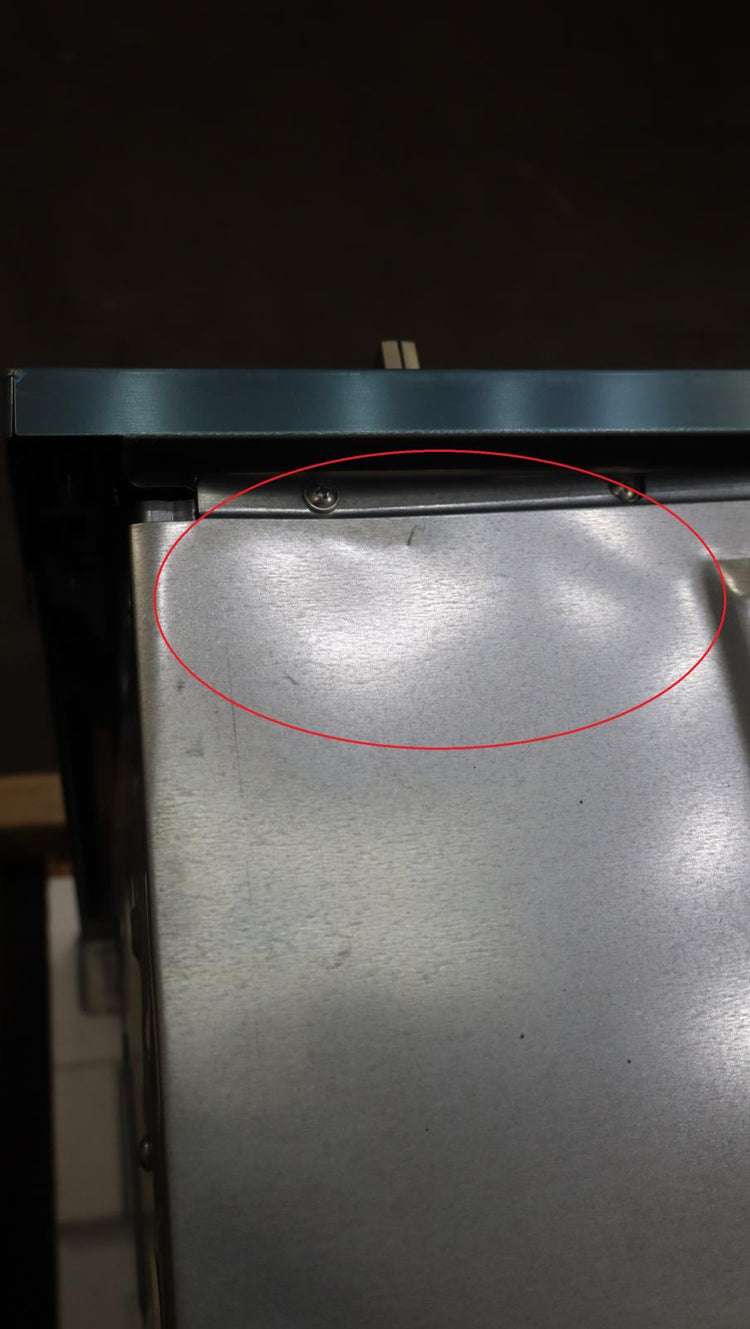 Bosch 4 Inch Stainless Single Electric Convection 500 Series Wall Oven HBE5453UC