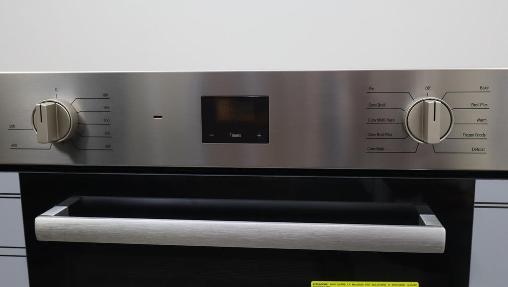 Bosch 4 Inch Stainless Single Electric Convection 500 Series Wall Oven HBE5453UC