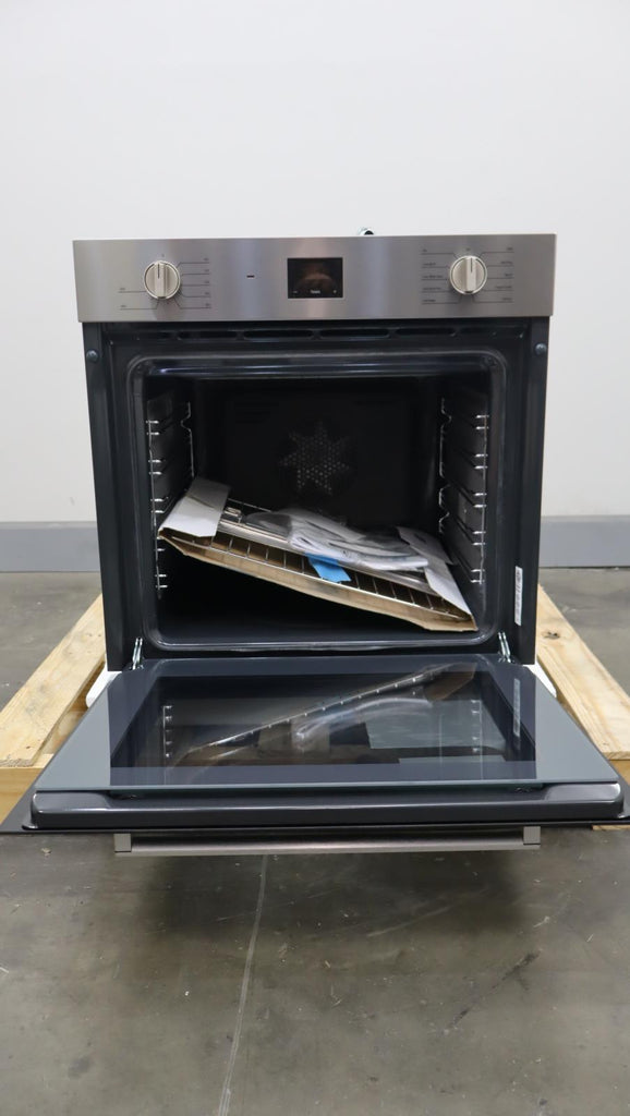 Bosch 4 Inch Stainless Single Electric Convection 500 Series Wall Oven HBE5453UC