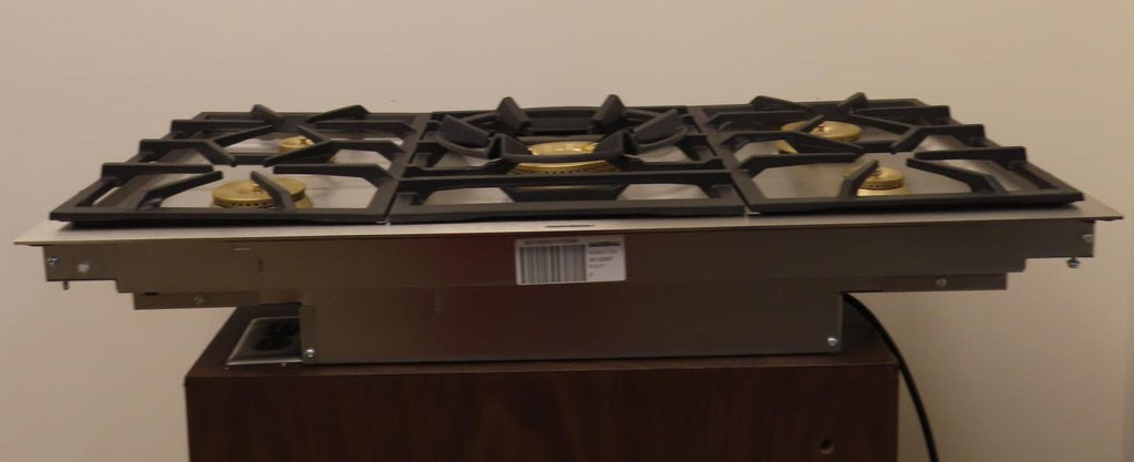 Gaggenau 400 Series VG491211CA 36" Stainless Gas Cooktop With 2 Years Warranty