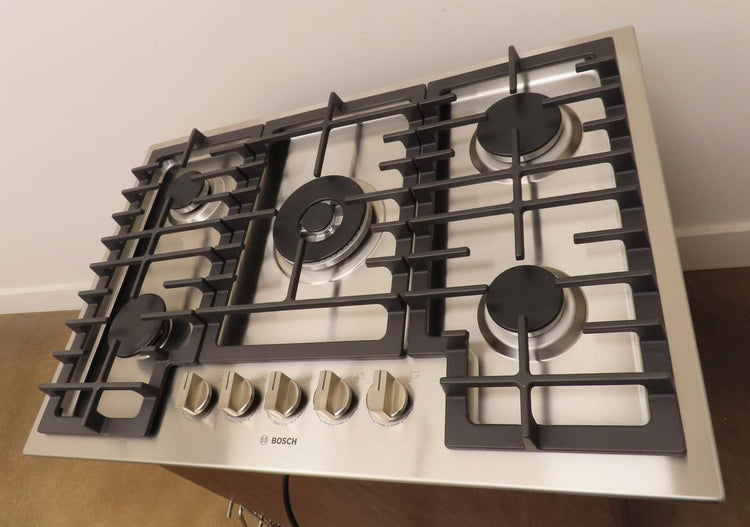 Bosch 800 Series NGM8059UC 30" Stainless Steel Built-In Gas Cooktop