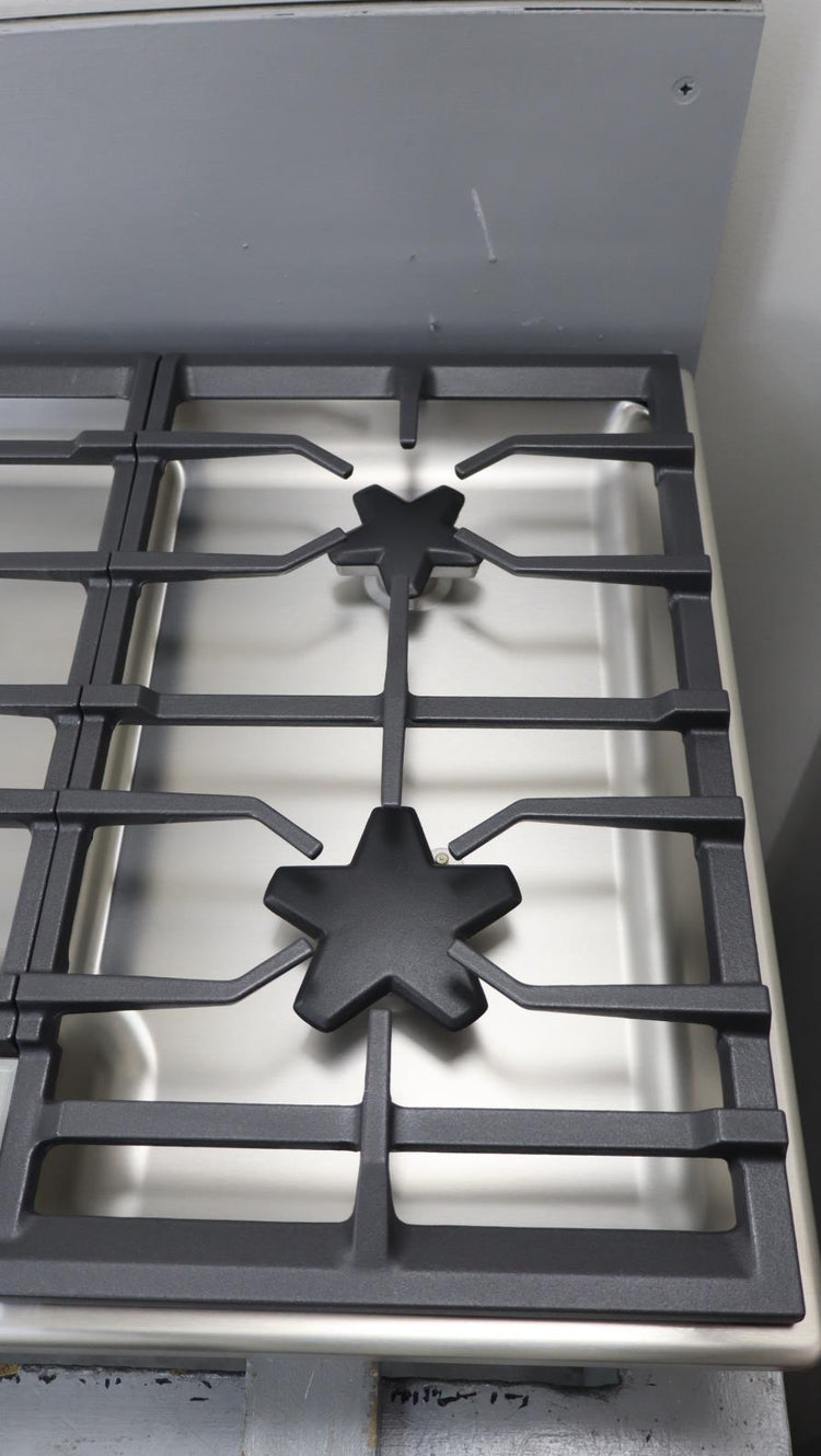 Thermador 36" Masterpiece Series 5 Star Burner's Stainless Cooktop SGSP365TS