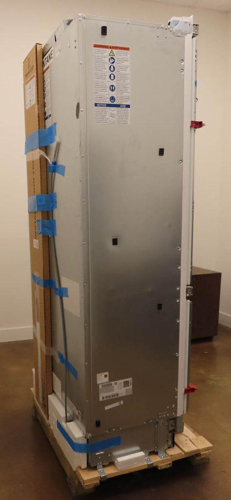 Bosch Benchmark Series B36IT100NP 36" Built-In French Door Smart Refrigerator