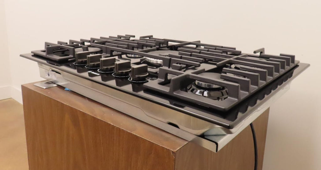 Bosch 800 Series NGM8049UC 30" Built-In Black Gas Cooktop with Bosch Warranty