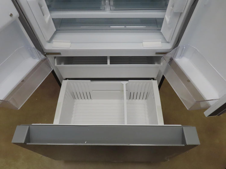 Bosch 100 Series B36FD10ENS 36" Freestanding French Door Smart Refrigerator