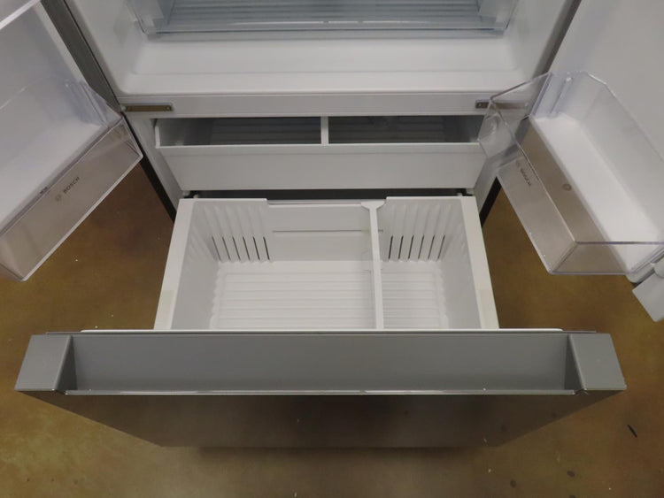 Bosch 100 Series B36FD10ENS 36" Freestanding French Door Smart Refrigerator Pics