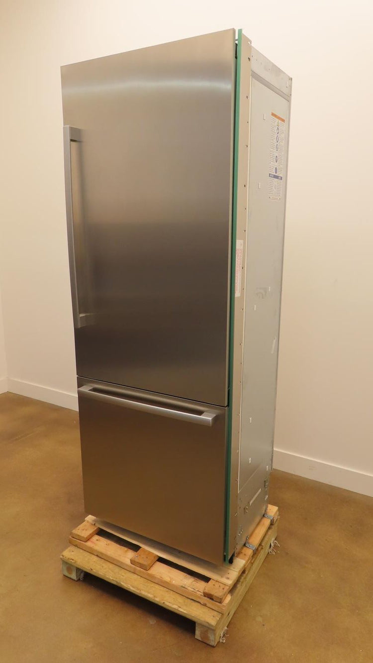 Bosch Benchmark Series B30BB935SS 30" BuiltIn Bottom Mount Refrigerator Pictures