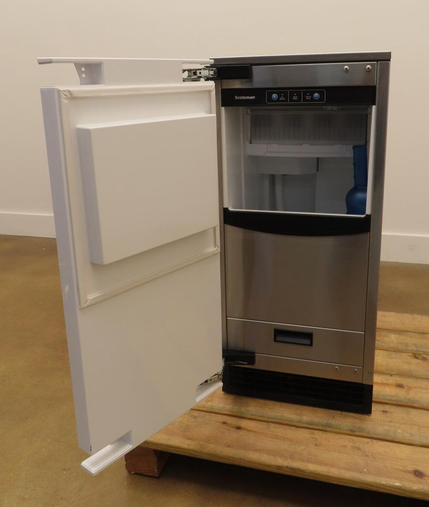 Scotsman Brilliance Series SCCP50MB1SU 15" Undercounter Gourmet P.R. Ice Machine