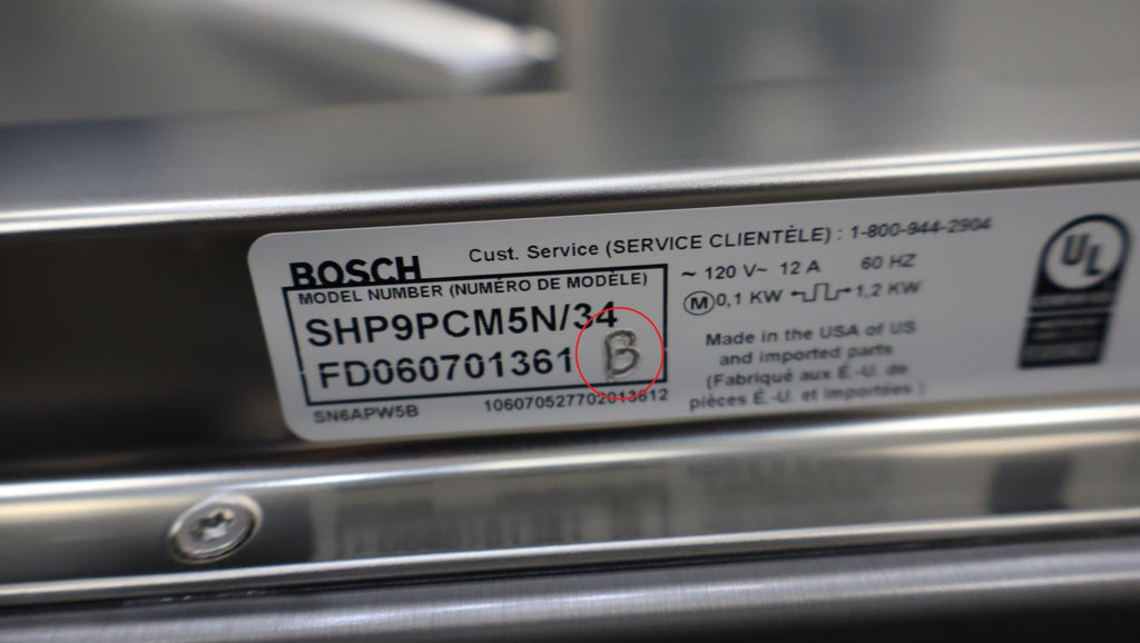 Bosch 24" Stainless Integrated 38dBa Smart Benchmark Series Dishwasher SHP9PCM5N