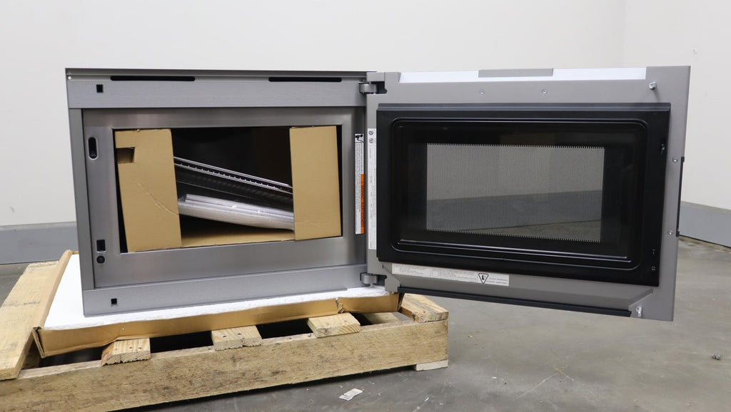 Gaggenau 400 Series 24" 1.3 cu. ft. Built-in Microwave Oven Stainless BM450710