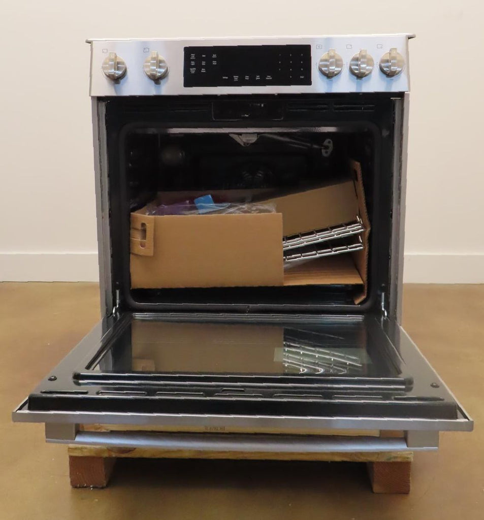 Bosch 800 Series HGI8056UC 30" Stainless Steel Slide-In Convection Gas Range Pic