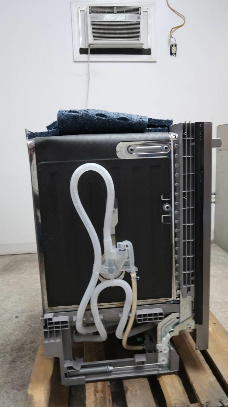 Bosch Ascenta 24" 15 Place Setting Integrated 48dB Dishwasher SHXM4AY55N