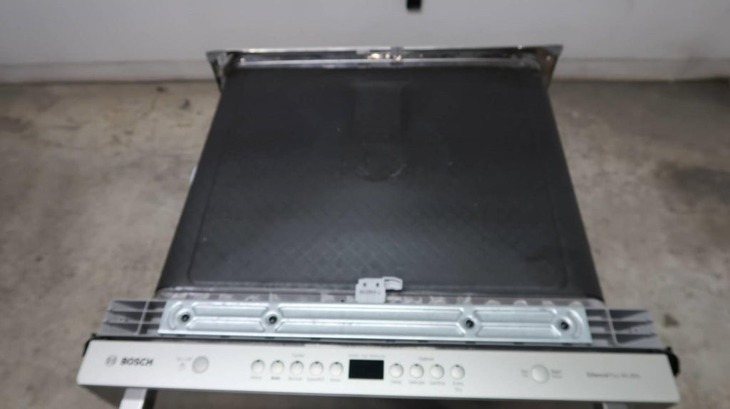 Bosch Ascenta 24" 15 Place Setting Integrated 48dB Dishwasher SHXM4AY55N