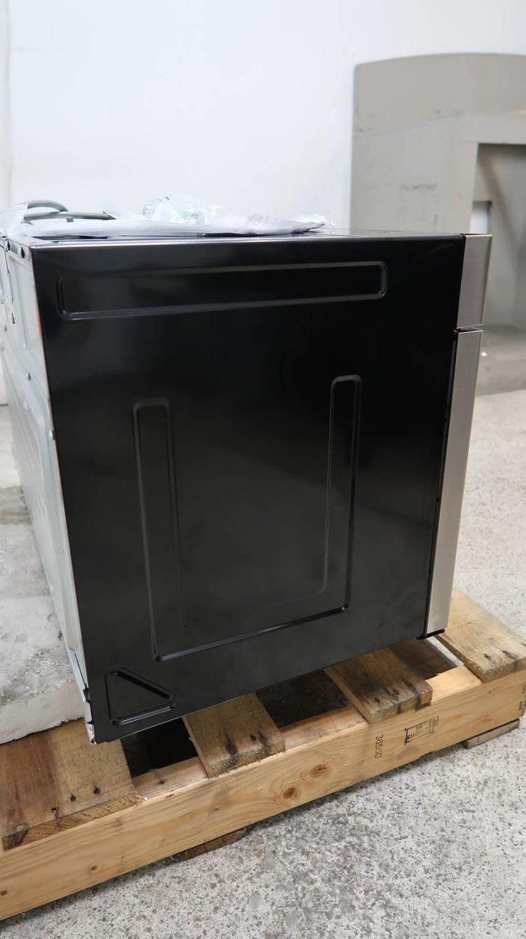 Bosch Benchmark 30" SS Convection Over-the-Range 385 CFM Microwave HMVP053U