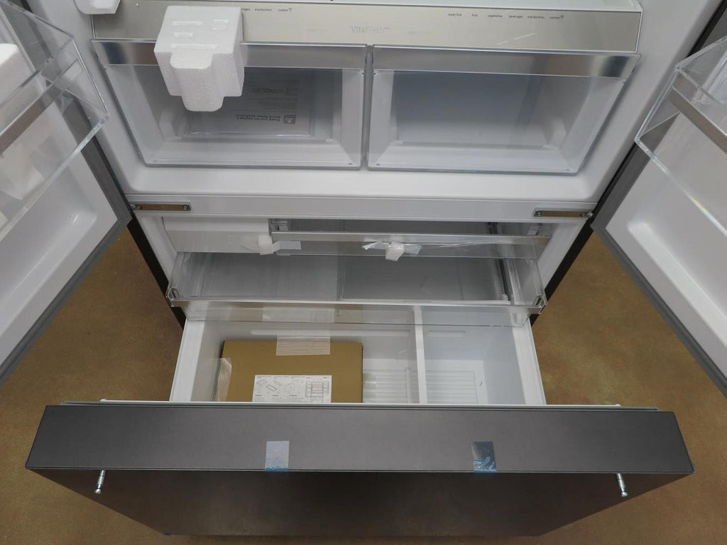 Bosch 800 Series B36CT80SNB 36" Counter Depth French Door Black S. Refrigerator