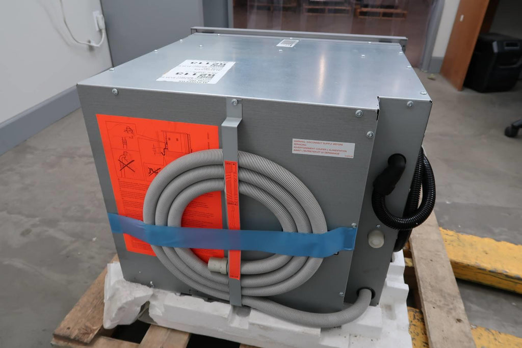 Gaggenau 400 Series 24" SS Halogen Lighting Combi-Steam Convection Oven BS474611
