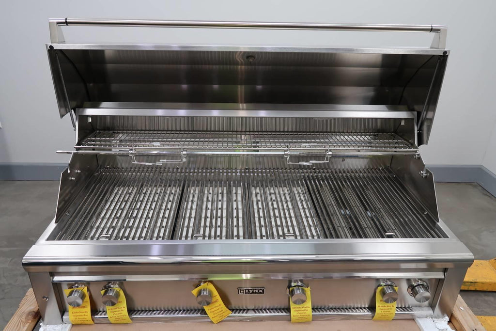 Lynx Professional Grill Series 54" SS 1555 sq.in. Surface Built-In Grill L54TRLP